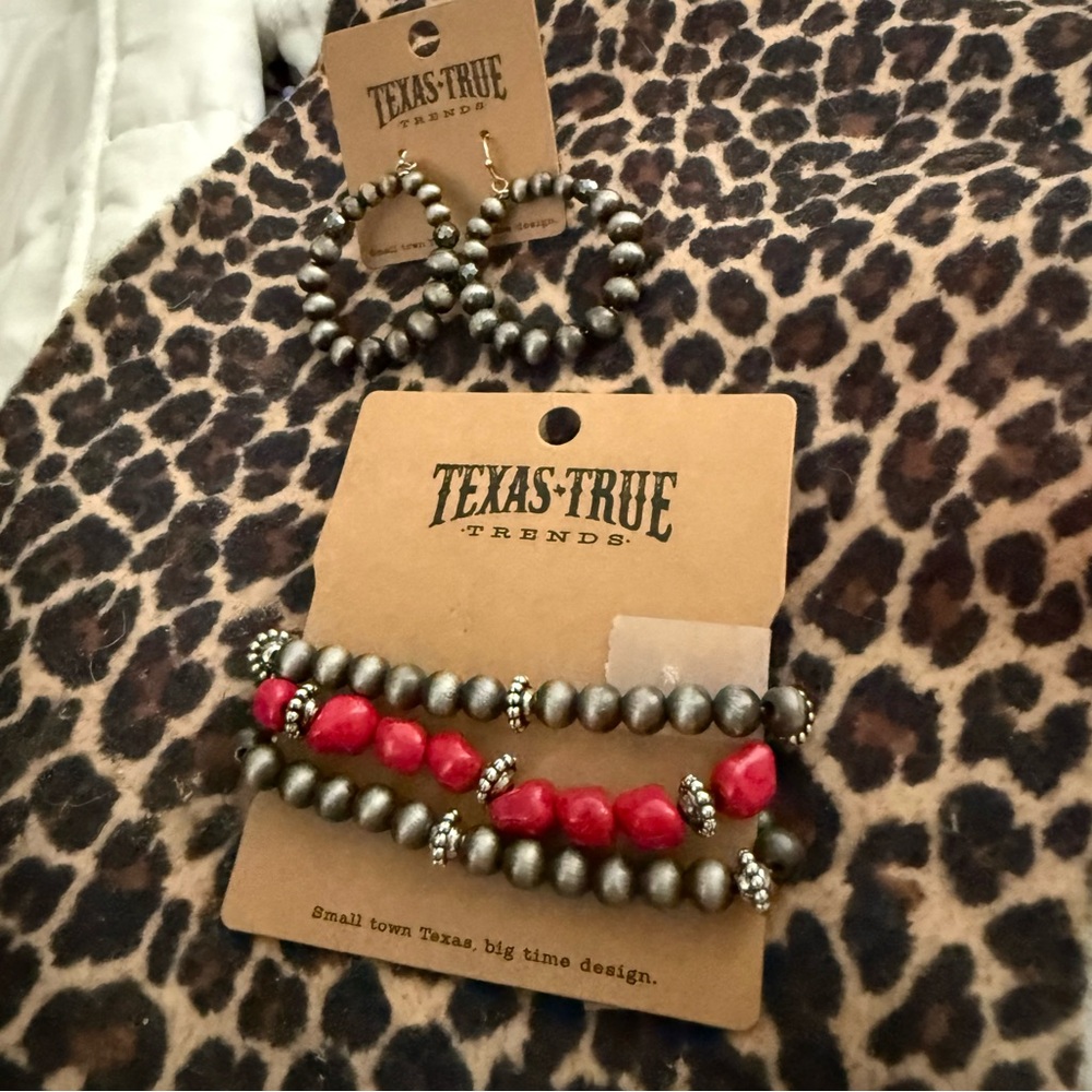 Texas True Red and Silver Beaded Jewelry Set